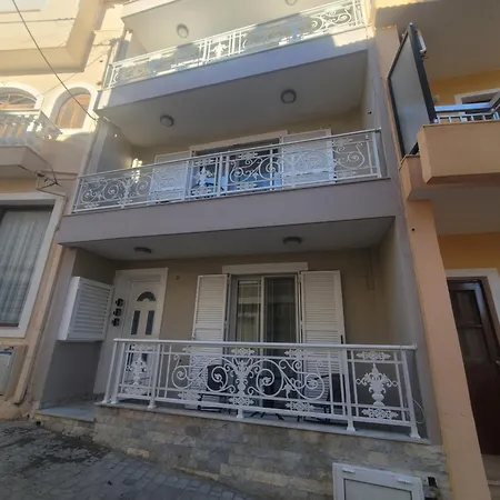 Capital Apartment *